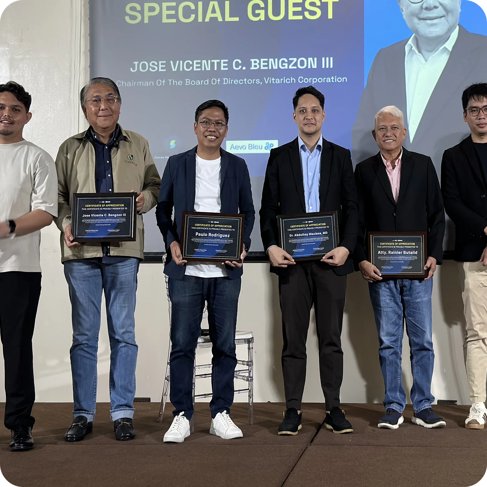 Architecting Scale — speakers and special guests awarded on stage